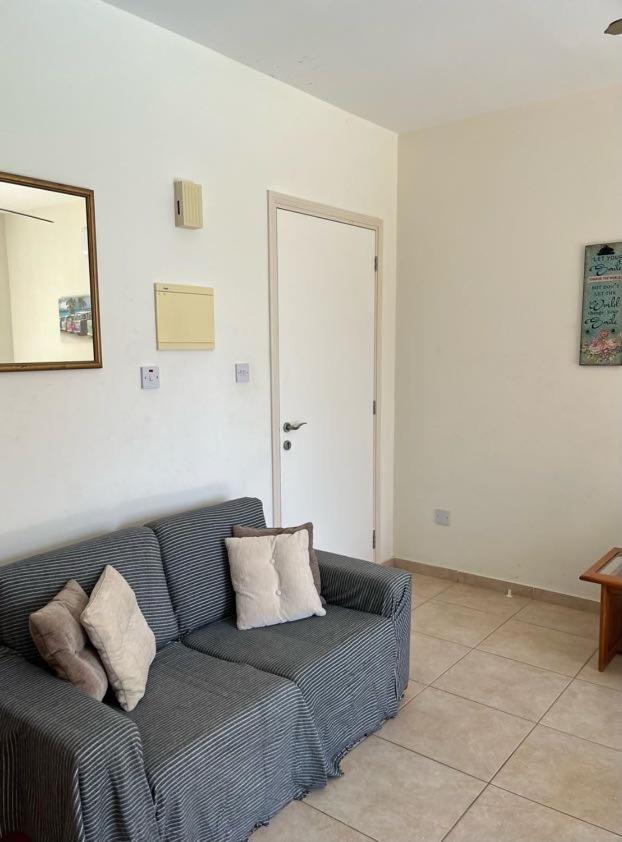 The Holiday Flat, Gateway To Desired Experiences Peyia Bagian luar foto