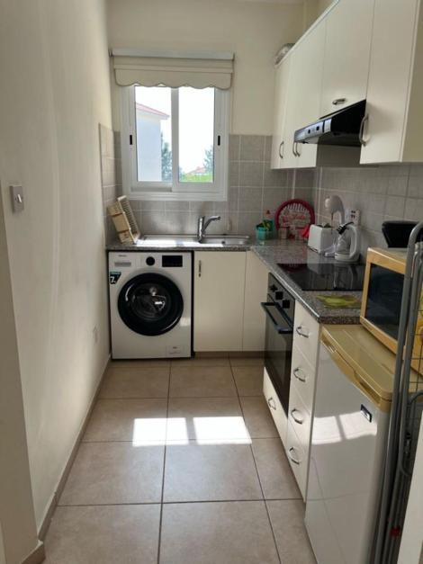 The Holiday Flat, Gateway To Desired Experiences Peyia Bagian luar foto