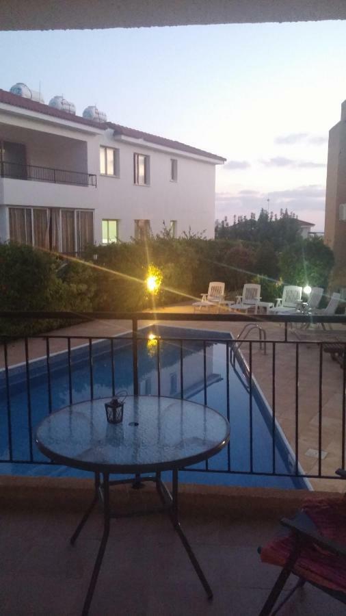 The Holiday Flat, Gateway To Desired Experiences Peyia Bagian luar foto